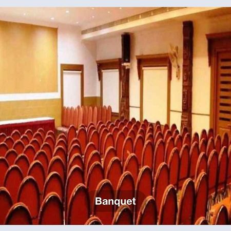 Hotel Sasthapuri โคชิโคด ภายนอก รูปภาพ