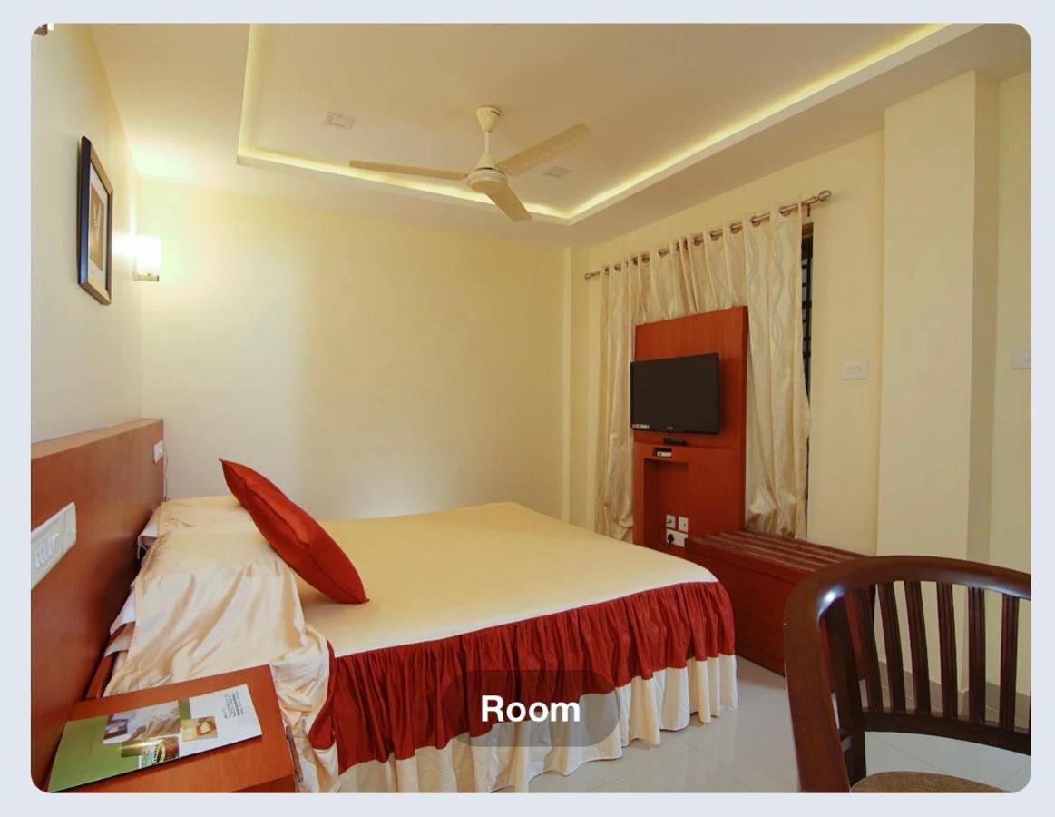 Hotel Sasthapuri โคชิโคด ภายนอก รูปภาพ